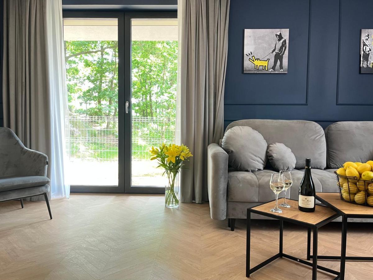 Apartamenty Maxa Czornyja 耶莱尼亚古拉 外观 照片