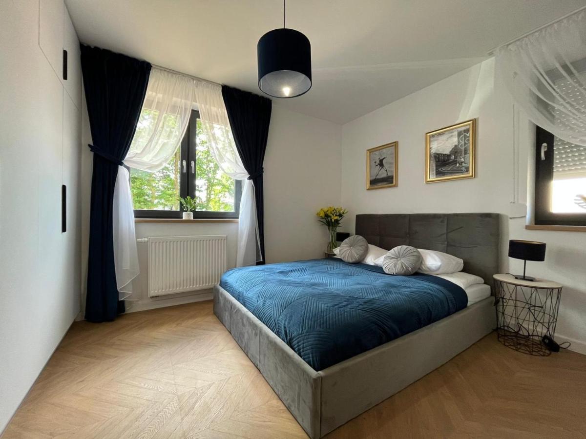 Apartamenty Maxa Czornyja 耶莱尼亚古拉 外观 照片