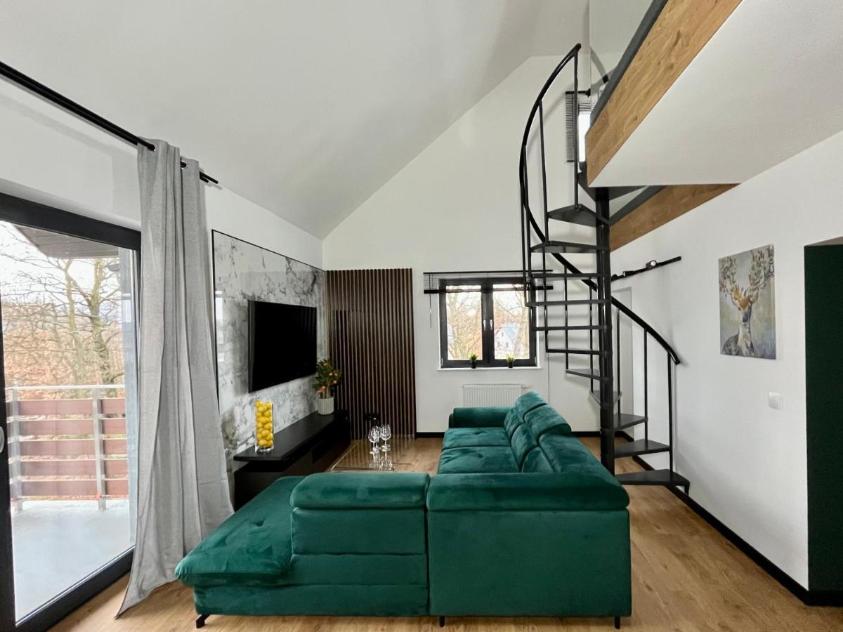 Apartamenty Maxa Czornyja 耶莱尼亚古拉 外观 照片