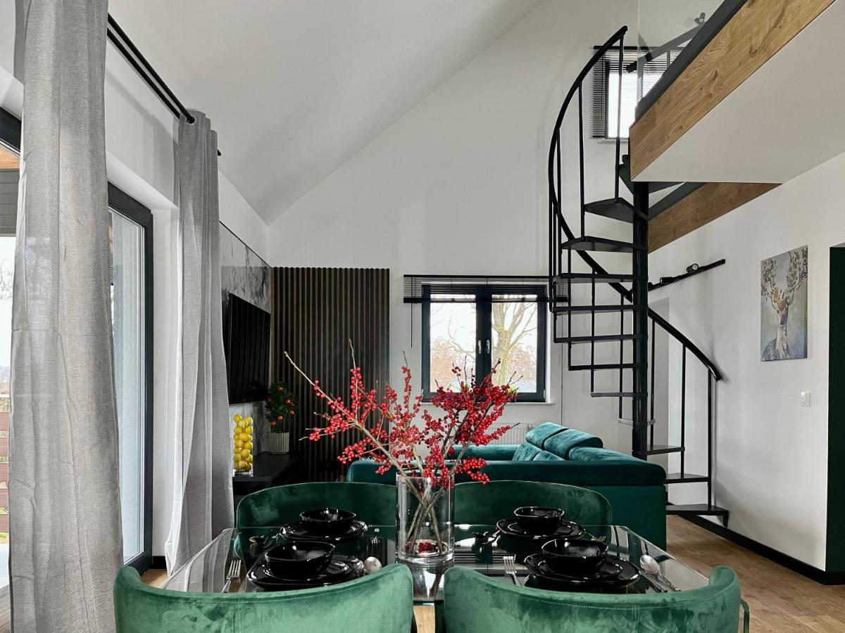 Apartamenty Maxa Czornyja 耶莱尼亚古拉 外观 照片