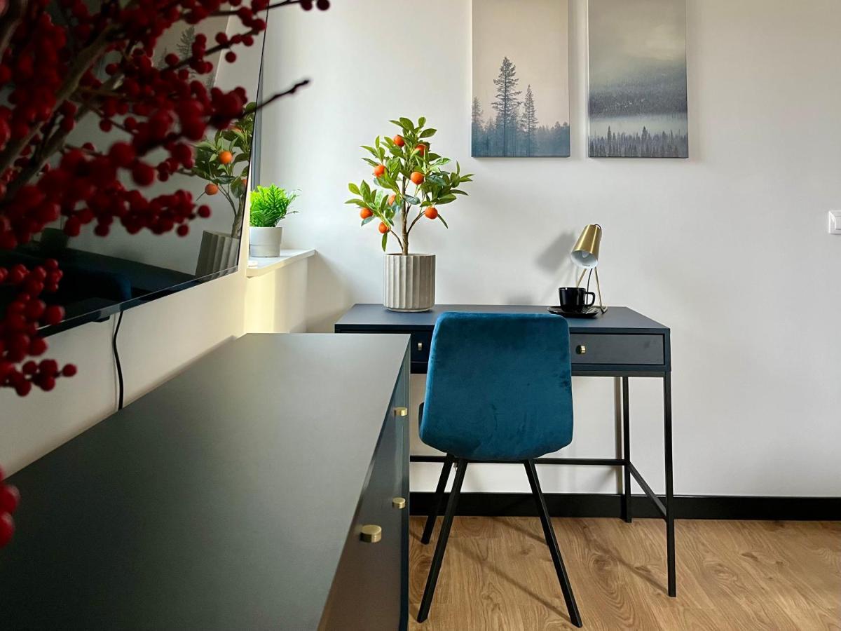 Apartamenty Maxa Czornyja 耶莱尼亚古拉 外观 照片