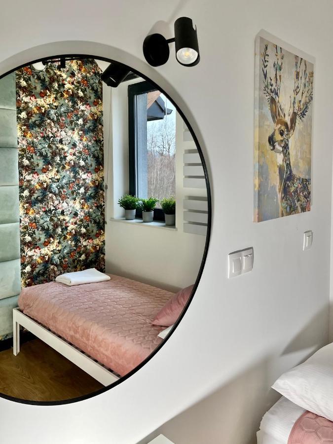 Apartamenty Maxa Czornyja 耶莱尼亚古拉 外观 照片